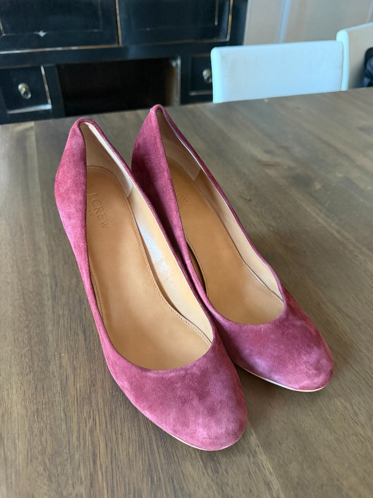 Classic J.Crew "Olive" Suede Pumps In A Rare, Highly Sought Size 11